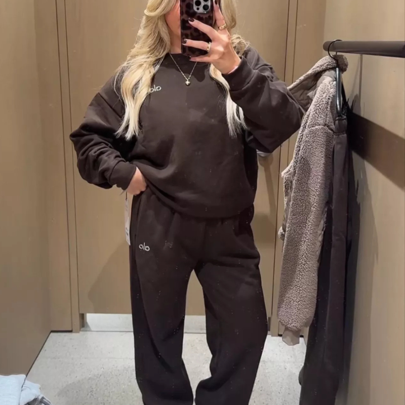 Everyday Comfortable Sports Suit for Men and Women